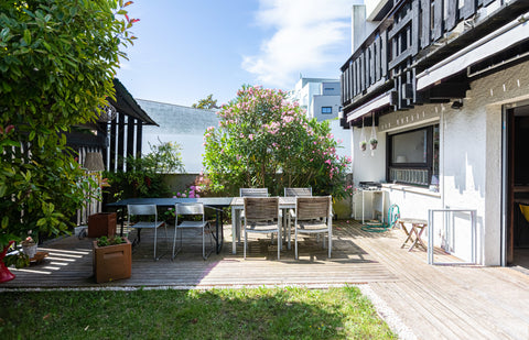 Located a few minutes from the tram, 15 min from Bordeaux city centre, my apartm Marmande, France Appartement avec jardin/terrasse Entire rental unit vacation rental 44106310