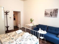 Hello! :)<br />You are more than welcome to stay in our cute little studio locat Vienna, Austria Cute and quiet apartment just for you! :) Entire rental unit vacation rental 42752850