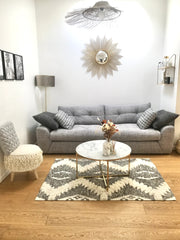 Magnifique T2 en plein coeur de Bordeaux, dans un immeuble typiquement bordelais Bordeaux, France Magnifique T2 au coeur de Bordeaux centre Entire rental unit vacation rental 615777609099133669