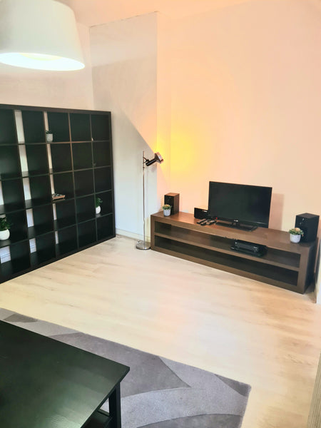Super appartement au rez de chaussée de 71 m², en parfait état avec une splendid Brussels, Belgium Saint Gilles: Quartier MA CAMPAGNE/CHÂTELAIN Entire rental unit vacation rental 557263506235829864
