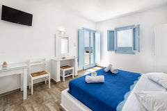 Recently renovated studios with balcony and sea view, for 1 to 2 persons with bu Greece Stratos Superior Studio with Panoramic View Room in bed and breakfast vacation rental 3947023