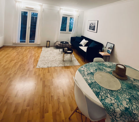 Simplifiez-vous la vie dans ce logement paisible et central.<br /><br /><b>Licen Bordeaux, France Appartement à deux pas du jardin public Entire rental unit vacation rental 634788665403330838