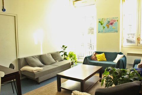 Chambre privée avec lit double dans appartement de 85m² en plein centre de Borde Mont-de-Marsan, France Chambre privée à 2 pas de la Grosse Cloche Private room in rental unit vacation rental 42093703