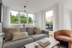Discover the best of Vienna, with this two-bedroom 13th district - Hietzing apar Vienna, Austria Hietzing 2BR w/ Community Garden & Private Terrace Entire rental unit vacation rental 658570861796427522