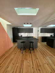 L'appartement est spacieux et confortable, il offre deux chambres doubles avec s Bordeaux, France Cool appartement dans un joli quartier à Bordeaux Entire rental unit vacation rental 44327651