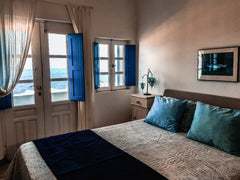 Located on the outskirts of Imerovigli, between the capital town Fira and the fa  Blue4u Entire home vacation rental 33088622