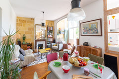 Magnificent, typical Bordeaux stall with 2 bedrooms, with a superb 70 m2 terrace  Renovated Furnished Townhouse With 2 Bedrooms A Entire townhouse vacation rental 569983209703924634