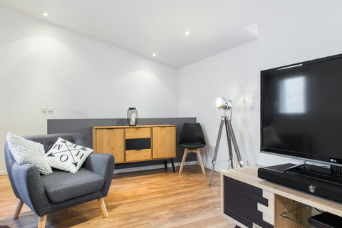 Within a 5 minute walking distance from downtown Bordeaux, this apartment offers  Exquisite Apartment Downtown Bordeaux Entire rental unit vacation rental 23139862