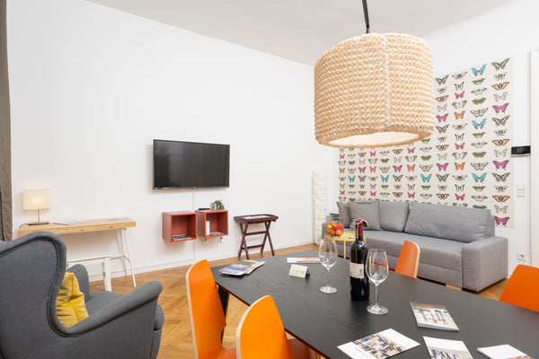 The stylish, homey apartment offers space for 4 guests on a 50 squared meters sp Vienna, Austria Luxus Maisonette Liechtenstein Top 7 Entire serviced apartment vacation rental 605462647175727424