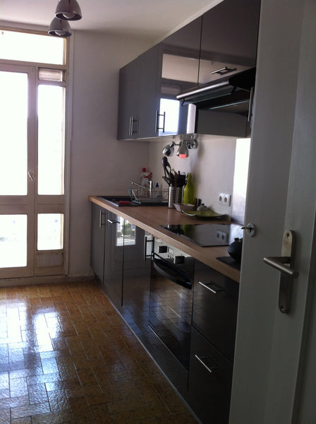 Mon logement est proche de le centre ville et les transports en commun. Mon loge Lyon, France T3 en centre ville Entire rental unit vacation rental 13761032