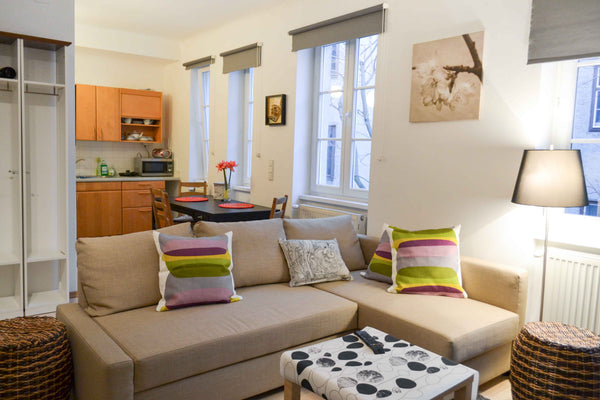 LOCATION:<br />- Heart of Vienna: Walk to the State Opera House, Hofburg palace  Vienna, Austria Specious Studio near State Opera and Naschmarkt Entire rental unit vacation rental 15380746