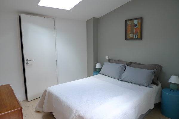 Chambre privée (lit en 140) avec salle d'eau (wc et douche) indépendante au 2ème Bordeaux, France Chambre/Sdb privée en centre-ville Private room in townhouse vacation rental 6101856