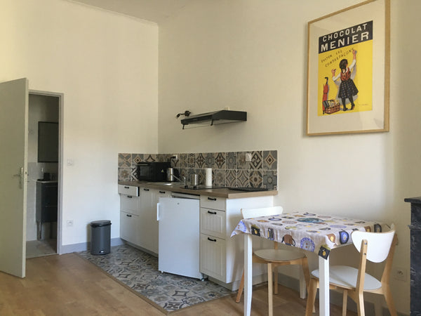 Ce studio entièrement refait à neuf au sein d'une échoppe double, maison bordela Dubai, United Arab Emirates Studio au calme dans une échoppe traditionnelle Entire rental unit vacation rental 6088846