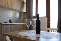 To Horizon Apartments βρίσκετε στο Πλατανιά  Χανίων μόλις 150 μέτρα με τα πόδια  Platanias, Greece HORIZON APARTMENTS PLATANIAS 5 Room in aparthotel vacation rental 33777937