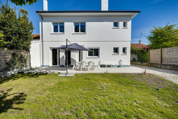 A lovely and pleasant family house of 145 m2 for 8 people max, fully equipped fo France Lovely family house with garden Entire home vacation rental 49212957