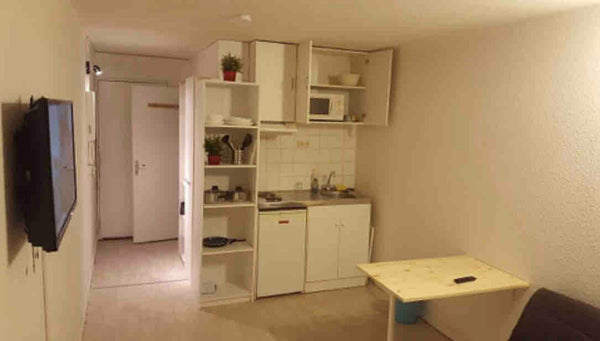 Bordeaux, France Bienvenue chez vous! Entire condo vacation rental 46520863