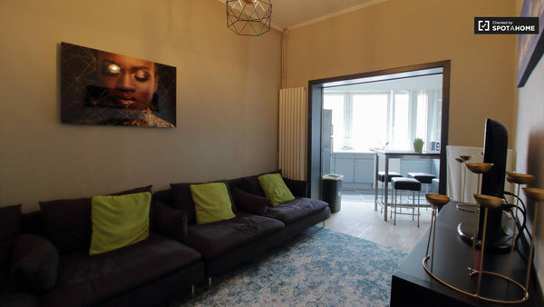 Maison ou la bonne humeur règne et dans un quartier calme mais a 100 m du quarti Brussels, Belgium colocation dans maison chaleureuse Private room in townhouse vacation rental 32372061