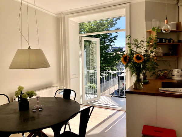 Apartment of 96 sqm located in the heart of Nørrebro surrounded by restaurants,  Copenhagen, Denmark Bright and spacious apartment in central Nørrebro Entire condo vacation rental 692666660208969575
