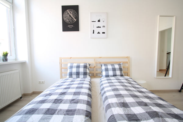 We can offer you a clean and well-lighted 28m2 flat in a quiet and safe neighbou Vienna, Austria Nice stay | Contactless Check-In with Smartphone Entire rental unit vacation rental 39037639