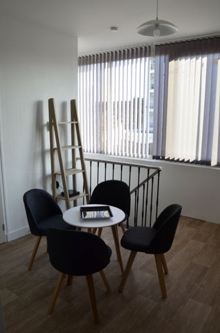 Le quartier Ornano est paisible. Le voisinage agréable avec ses restaurants et c Talence, France Appartement Zen & lumineux Entire rental unit vacation rental 18381765