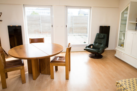 L'appartement est adapté pour des séjours longs ,est situé dans un quartier calm Bordeaux, France Appartement meublé 55m2 + terrasse Entire rental unit vacation rental 670292