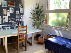 La situation est excellente pour visiter Bordeaux: l'arrêt de tram A, Pierre Men Mérignac, France Chambre1 proche tram A à 15 min de Bordeaux centre Private room in home vacation rental 35274652