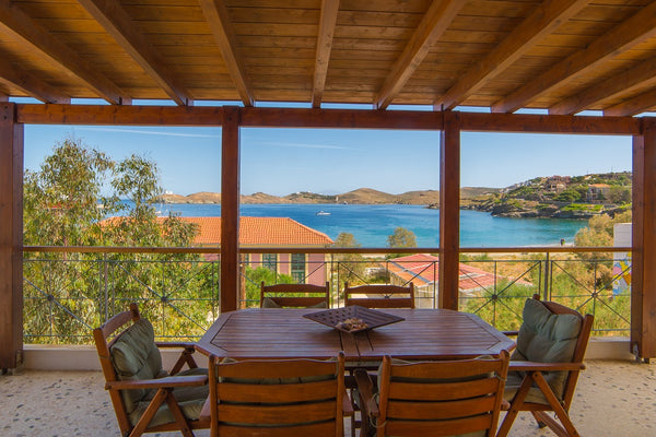This is a wonderful, traditional summer family home, ideal for larger families o Greece Kea Traditional Home Maisonette Entire home vacation rental 17108644