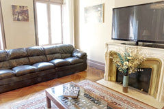 Location saisonnière meublée dans un appartement spacieux de 94 m2. Il est situé  Judaïque - 94m² avec parking, centre Entire rental unit vacation rental 19327081