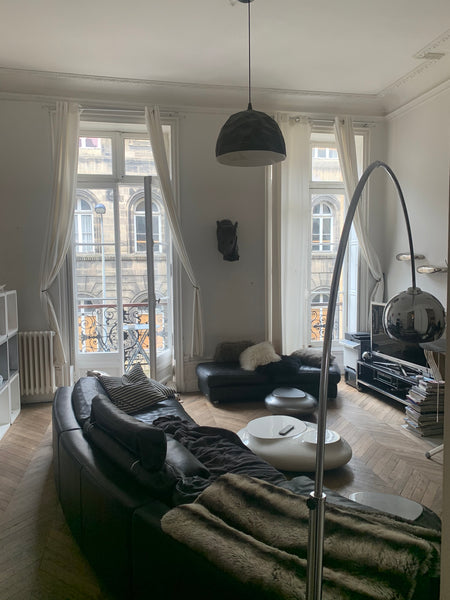 Chambre à louer appartement appartement Hausmanien en centre ville dans une rue  France Centre de Bordeaux  chambre à louer Private room in rental unit vacation rental 49995977