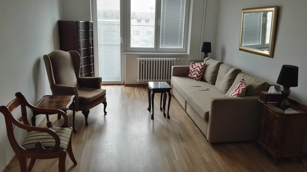 -	20 minutes to the center (Wencelas Square) <br />-	Tram stop in front of the b Prague, Czechia bright  apartment near the center, free wifi Entire rental unit vacation rental 19071121