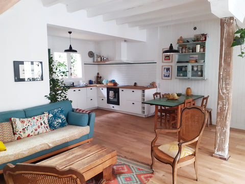 Beaucoup de charme pour cette maison de ville entièrement rénovée, à 2 minutes à Bordeaux, France Charmante maison de ville àBordeaux Entire townhouse vacation rental 3218969