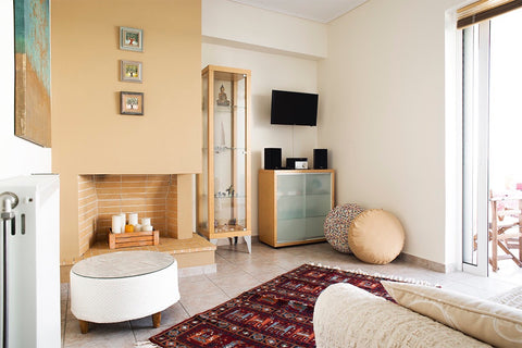 Airy, sunny and well-appointed fifth floor 60 sq m one bedroom apartment conveni Luxembourg City, Luxembourg District, Luxembourg Serene, Sunny & Functional Apt Near Athens center Entire rental unit vacation rental 21335926