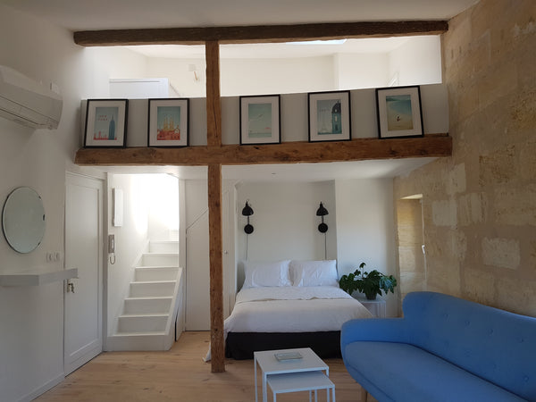 This is a flat in one of the best locations in Bordeaux downtown. Extremely brig Bordeaux, France Flat in central Bordeaux with nice views Entire rental unit vacation rental 24939745