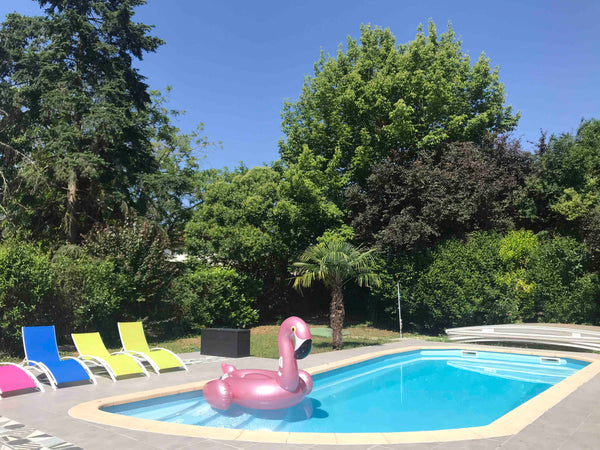 Profitez en famille de ce fabuleux logement qui offre de bons moments en perspec Pessac, France Villa avec piscine à 15 min de Bordeaux Entire villa vacation rental 50316697