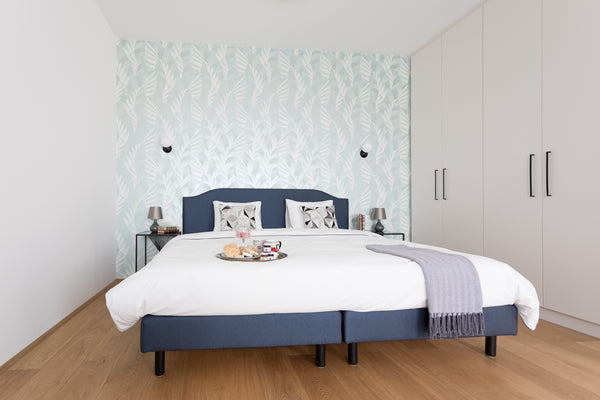 Premium living between Schönbrunn and the old historic city center! This newly r Vienna, Austria BRIGHT DELIGHT with AC & BALCONY, NEXT TO TUBE Entire rental unit vacation rental 582512563364997799