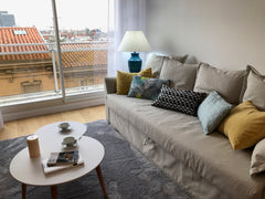 Welcome! Soyez les bienvenus! Sean bienvenidos!<br /><br />Renovated in 2017, th  Charm and design in the heart of Bordeaux Entire rental unit vacation rental 17538682