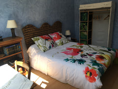 Chambre dans maison proche centre historique et moyens de transport (train navet Bordeaux, France Chambre SDB privée proche gare centre transports Private room in townhouse vacation rental 18944157