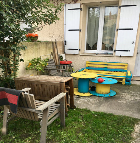 Havre de paix avec verdure situé à deux pas du centre de Bordeaux et à 10 min à  Bordeaux, France Maisonnette 35m2. Proche centre ville et Gare Entire home vacation rental 42770041