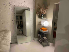 Hyggelig stilfuld lejlighed på Vesterbro/Frederiksberg. Beliggende ved søerne på Copenhagen, Denmark Cool big studio apartment next to central station Entire condo vacation rental 562335329284267175