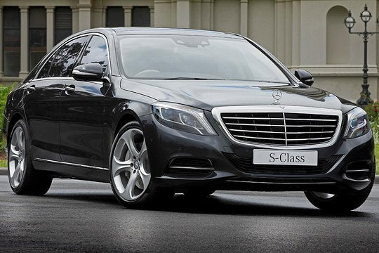 Departure Private Transfer from London City to London LCY Airport by Luxury Car  Private Tours and Travel Guide Europe London CITY London Destination Tour