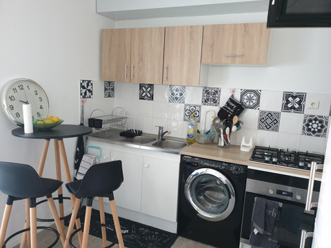 Je vous propose une chambre privée avec balcon et un lit double dans mon apparte Gradignan, France Chambre Private room in condo vacation rental 45319577