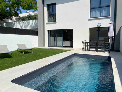 Maison neuve d'architecte en plein coeur de Caudéran, dans une rue calme. Très l Arcachon, France Maison d'architecte neuve, Caudéran avec Piscine Entire home vacation rental 52596194