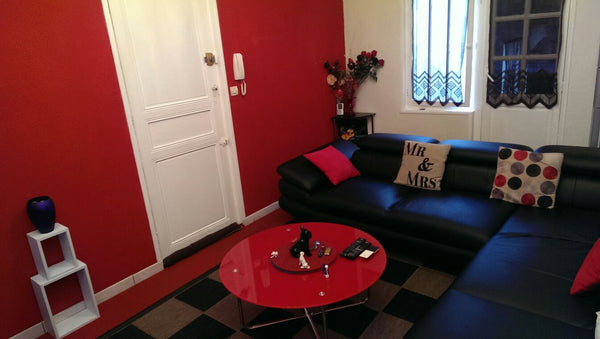 Très chic un appartement en plein centre ville de Bordeaux . Une chambre, salon  Bordeaux, France Coeur de Bordeaux Entire rental unit vacation rental 17813546