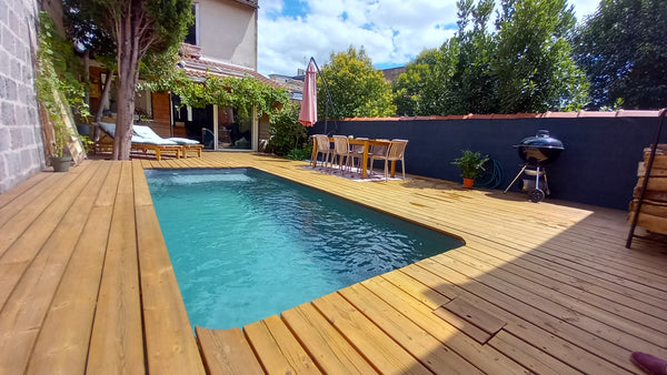 Jolie maison de ville avec piscine. <br />Idéalement située au calme, à 1 minute Talence, France Agréable maison de ville avec piscine Entire townhouse vacation rental 675854907677913093