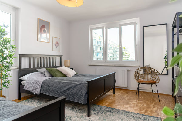 This bright apartment is a great option for a traveling group or a family of up   ⍟King bed home, 3 bed rooms⍟ Ideal for groups of 8 Entire rental unit vacation rental 620833622248559539