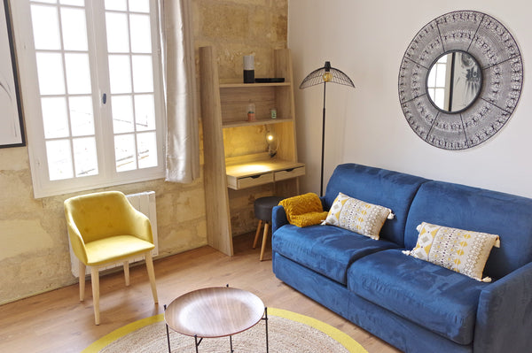 Temporary rental of a fully furnished 38 sqm apartment on a 2nd floor without a   Augustins - Cozy 1 BR apartment Entire rental unit vacation rental 24661356