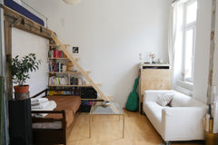 Helle Altbau Wohnung im 15. Bezirk in Wien. <br />Gute Lage: 2 U-Bahnstationen,  Vienna, Austria Schöne Altbauwohnung mit viel Licht in guter Lage Entire rental unit vacation rental 24613926