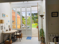 Echoppe typique bordelaise;  lumineuse et agréable, à 10 mn du marché des Capuci Bordeaux, France Echoppe Bordelaise Entire home vacation rental 18001397