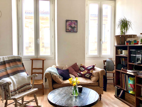 Appartement "tout doux" et chaleureux, entre la gare et le marché des capucins.< Talence, France Appartement "tout doux" Entire rental unit vacation rental 42369299