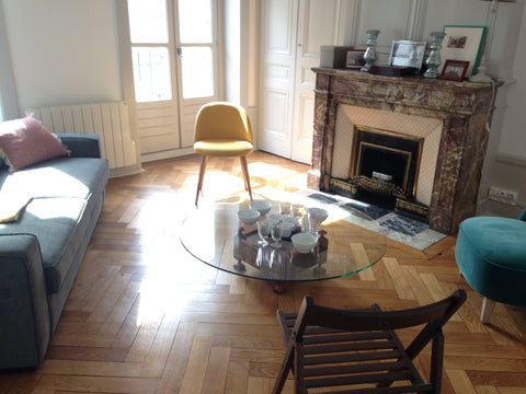 Bonjour, <br />Je vis avec ma femme à Lyon, nous serions ravis de vous accueilli Paris, France Appartement lumineux et idéalement situé Entire rental unit vacation rental 18333456